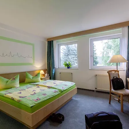 Отель Alter Weber Cunewalde